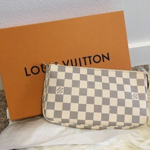 Louis Vuitton Damier Azur Pochette Accessoires